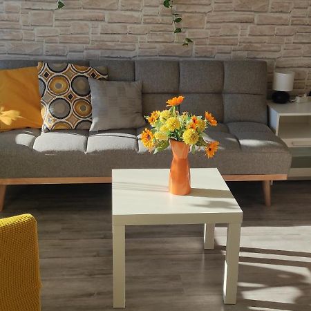 Baross Apartman Капошвар Екстер'єр фото